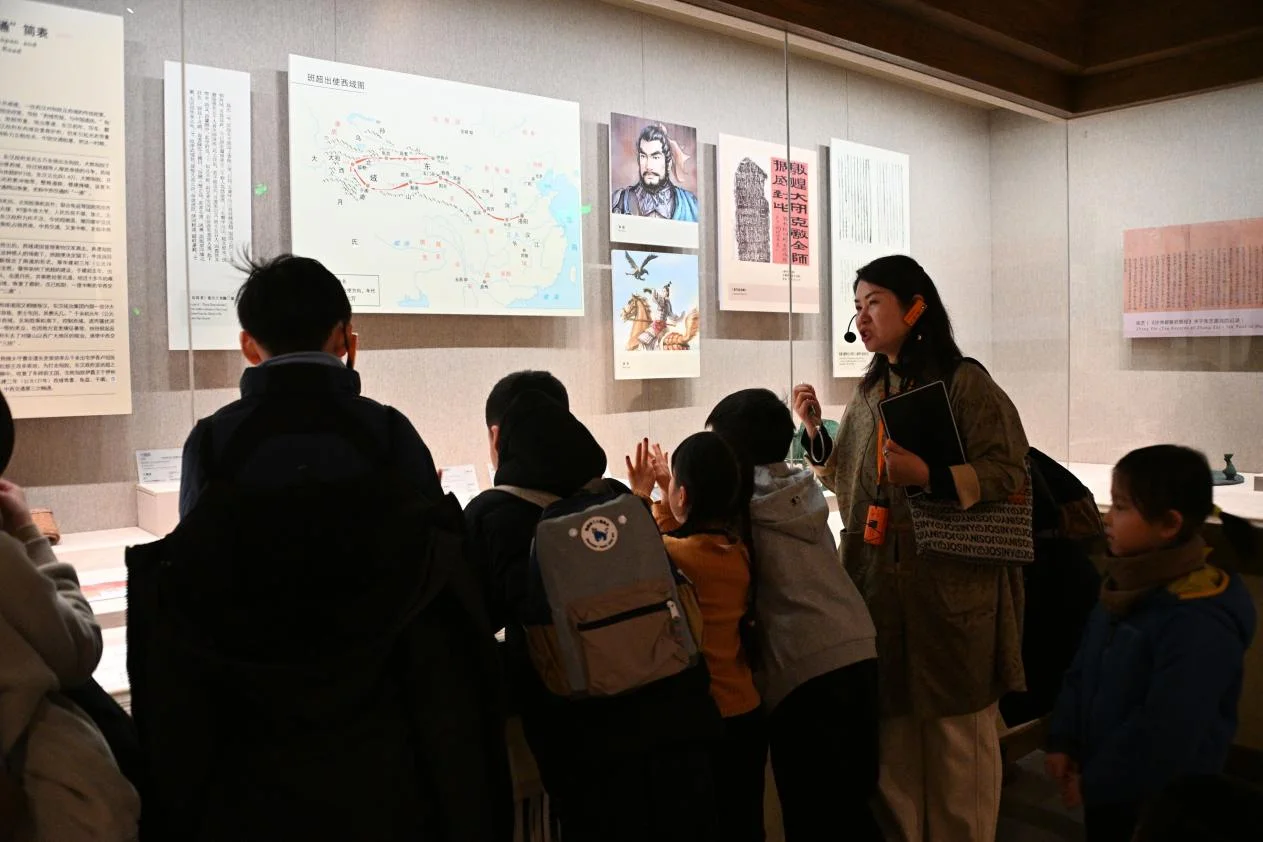 Guided study at Dunhuang Museum